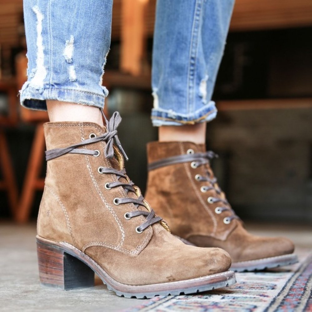 Frye Sabrina 6G Tan Suede/Leather Lace Up Wood Heeled Combat Moto Ankle Booties - Picture 8 of 16